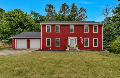 126 Sawyer Dr, Salem, VA, 24153-6808 | Card Image