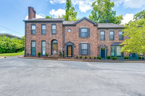 2018 Stokes Ln, Nashville, TN, 37215-1520 | Card Image
