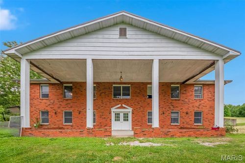 70 Hartley Ln, Elsberry, MO, 63343-3513 | Card Image
