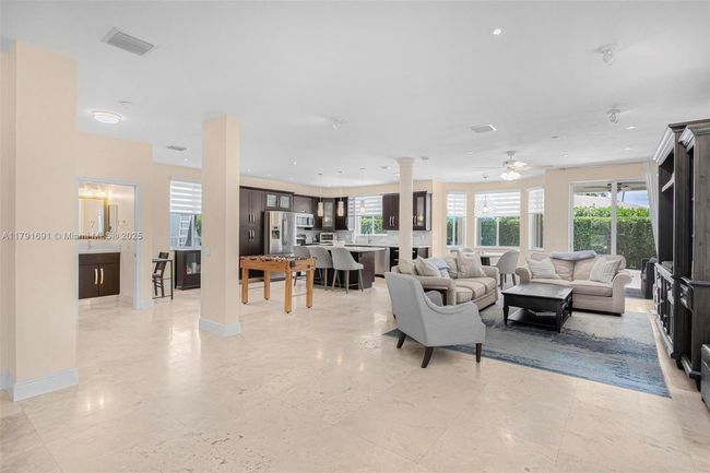 943 Golden Cane Dr, House other with 4 bedrooms, 4 bathrooms and null parking in Weston FL | Image 12
