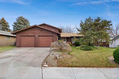786 Meadows Dr, Twin Falls, ID, 83301-3827 | Card Image