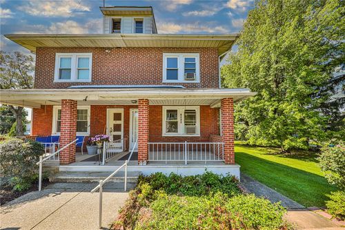 1909 4th St, BETHLEHEM, PA, 18020-5725 | Card Image