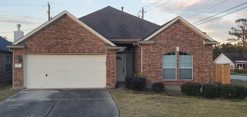 71 N Forrest Ave, La Porte, TX, 77571-1700 | Card Image