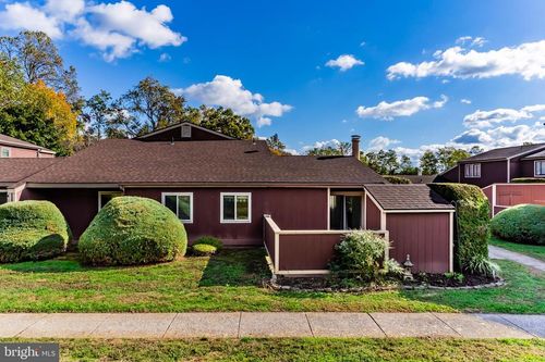 819 Brian Dr, ENOLA, PA, 17025-1567 | Card Image