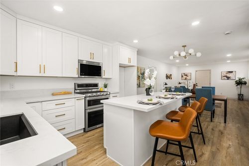 326 S Clementine St, Anaheim, CA, 92805-3801 | Card Image