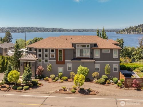 3319 Burnett Ave N, Renton, WA, 98056-1930 | Card Image