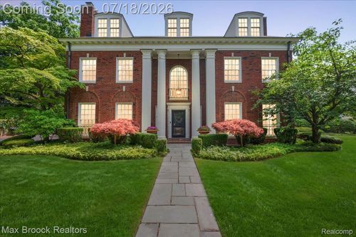 294 Lincoln Rd, Grosse Pointe, MI, 48230-1605 | Card Image
