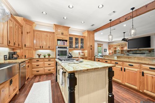 14989 Peairs Rd, Zachary, LA, 70791-8407 | Card Image