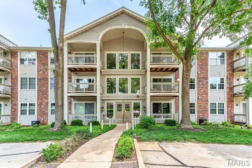 203-5375 N Kenrick Parke Dr, Saint Louis, MO, 63119-5700 | Card Image