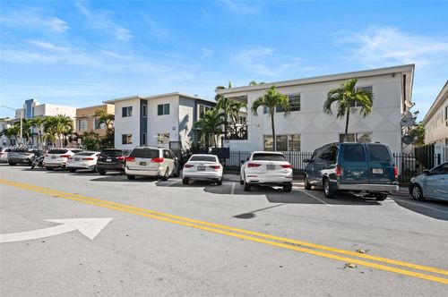 10-7315 Byron Ave, Miami Beach, FL, 33141-2643 | Card Image