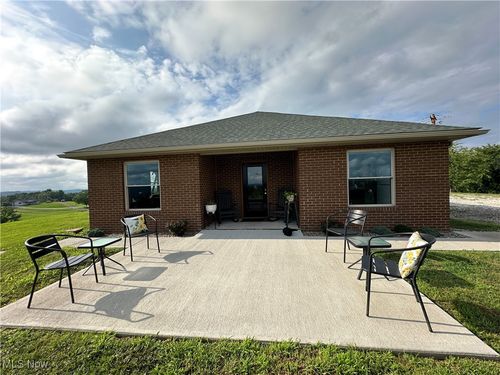 18331 Davis Ridge Rd, Caldwell, OH, 43724-9140 | Card Image