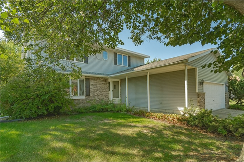 4412 Newcastle Ln Nw, Rochester, MN, 55901-8784 | Card Image