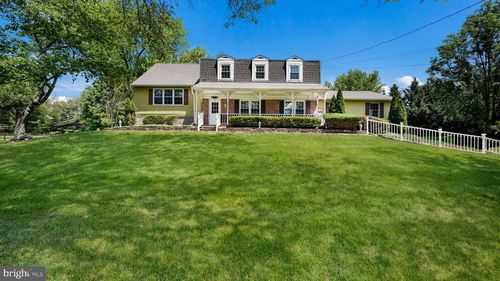 45 Squirrel Rd, DOYLESTOWN, PA, 18901-2819 | Card Image