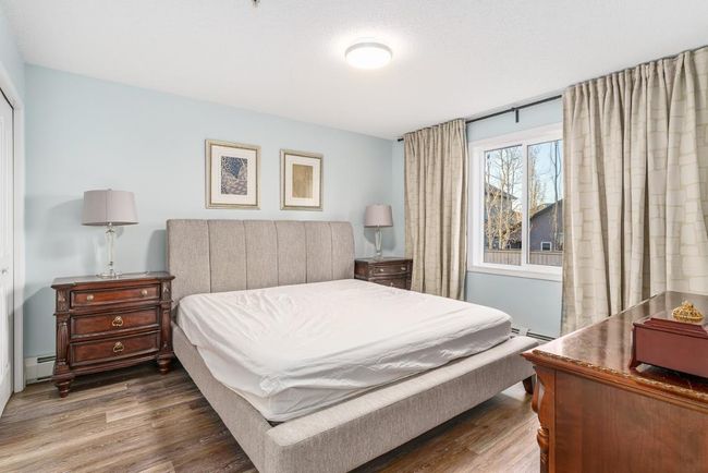 1110 - 2518 Fish Creek Boulevard Sw, Condo with 2 bedrooms, 1 bathrooms and 2 parking in Calgary AB | Image 9