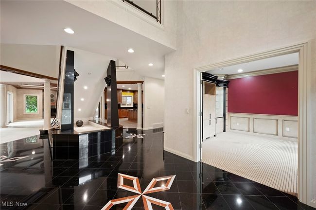 769 Village Trl, House other with 4 bedrooms, 6 bathrooms and null parking in Gates Mills OH | Image 6