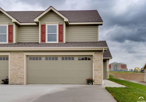 2510 Marcia Ln, Lawrence, KS, 66046-5507 | Card Image