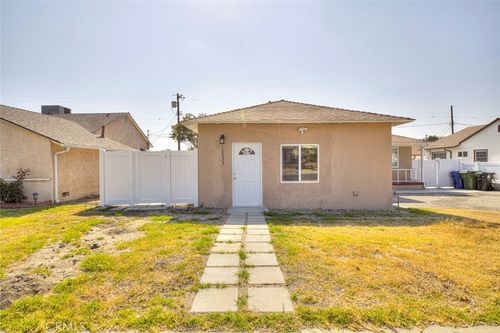 10933 Nassau Avenue, Sunland, CA, 91040 | Card Image