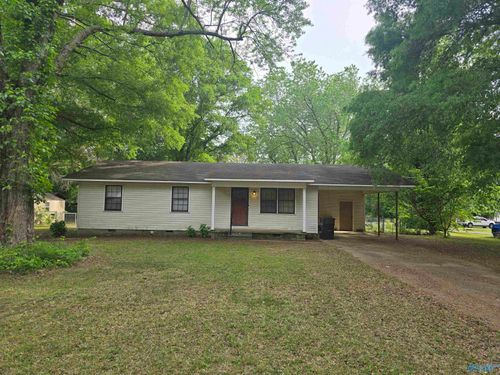 72 Miles Ln, Pisgah, AL, 35765-8012 | Card Image