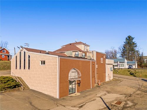 2789 S Park Rd, Bethel Park, PA, 15102-3840 | Card Image