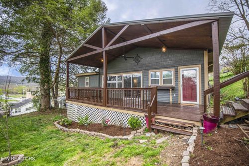 362 High St, Jellico, TN, 37762-2428 | Card Image