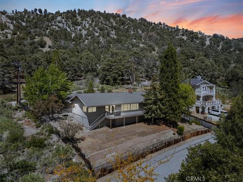 1090 Rivera, Wrightwood, CA, 92397 | Card Image