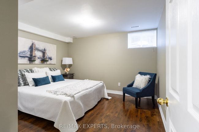 60 Crystalhill Dr, House other with 6 bedrooms, 5 bathrooms and 4 parking in Brampton ON | Image 33