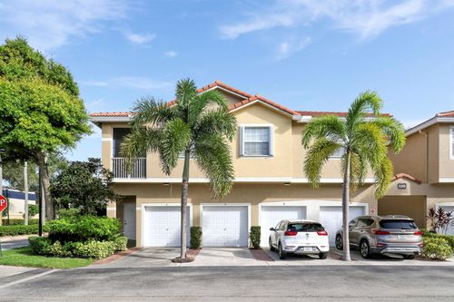 apt-a-110 Lighthouse Cir, Tequesta, FL, 33469-2781 | Card Image