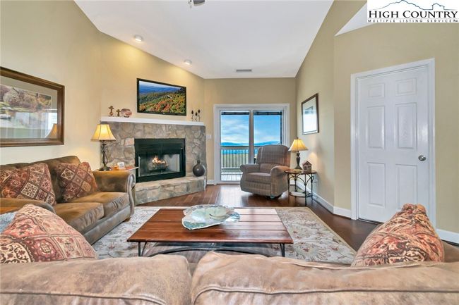 304 - 150 Prudden Ln, Condo with 2 bedrooms, 2 bathrooms and null parking in Blowing Rock NC | Image 12