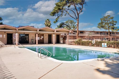 9-605 S Royal Crest Cir, Las Vegas, NV, 89169-3897 | Card Image