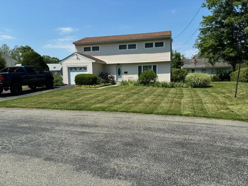 5 Sheldon Dr, Cornwall, NY, 12518-1615 | Card Image