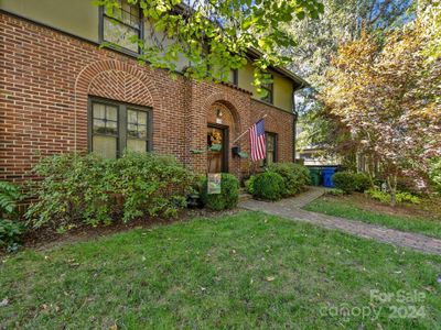 100 Edwin Place, House other with 5 bedrooms, 4 bathrooms and null parking in Asheville NC | Image 2