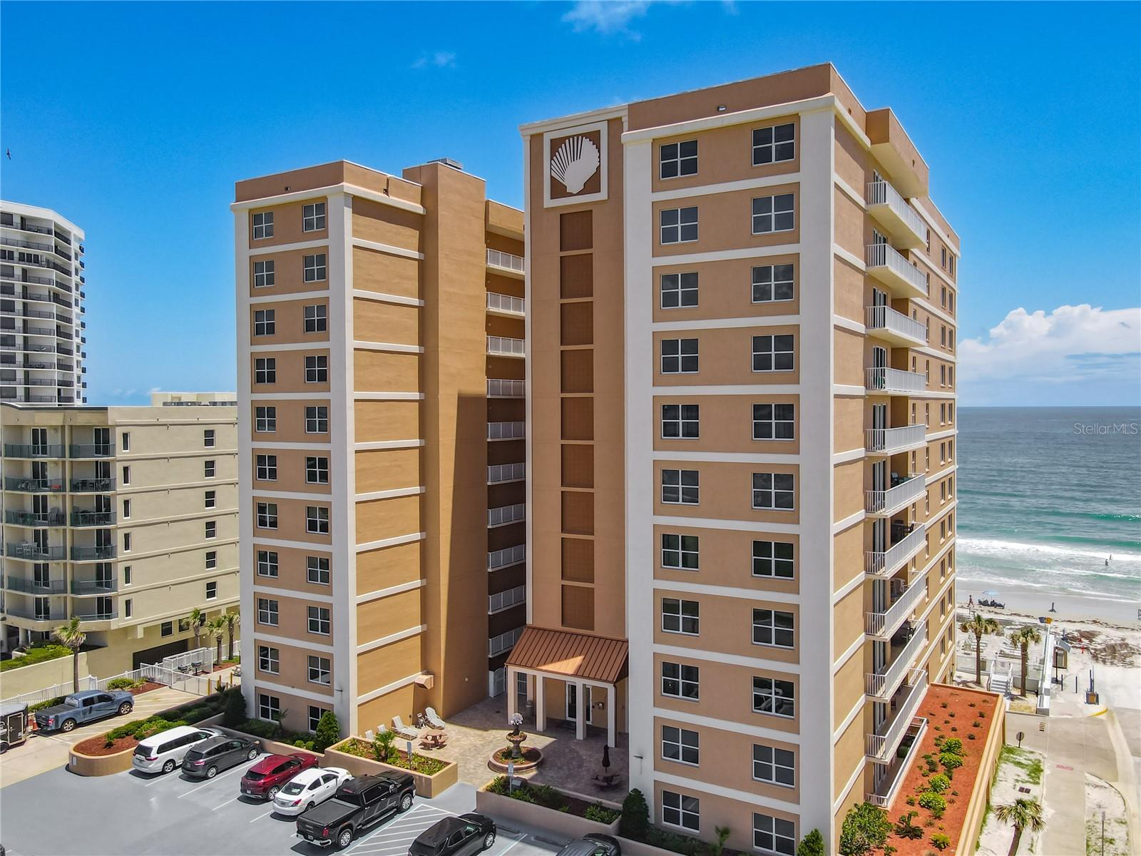 Residential in DAYTONA BEACH