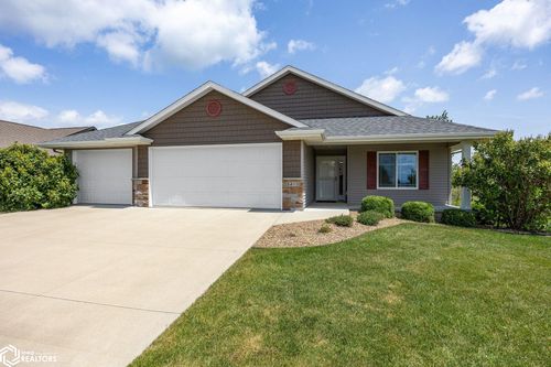3405 Hemingway St, Marion, IA, 52302-8005 | Card Image