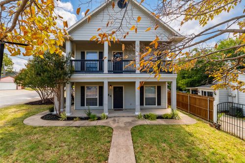 2801 Frazier Ave, Fort Worth, TX, 76110-2806 | Card Image