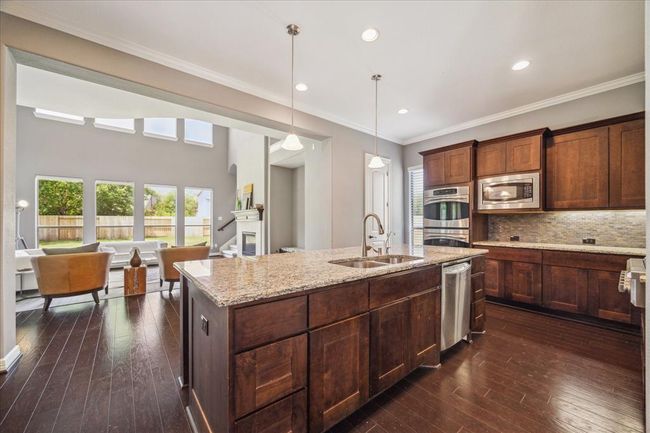 2918 Auburn Path, House other with 5 bedrooms, 5 bathrooms and 3 parking in Sugar Land TX | Image 13