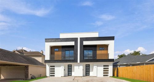 ab-8220 Gladstone St, Houston, TX, 77051-1417 | Card Image
