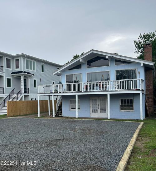 109 Broadview Ln, Hampstead, NC, 28443-2249 | Card Image