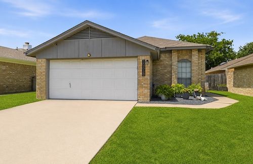 10618 Lone Pine Ln, Fort Worth, TX, 76108-3769 | Card Image