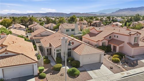 9817 Cross Creek Way, Las Vegas, NV, 89117-0732 | Card Image