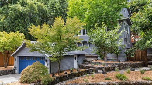 220 Laurel Avenue, San Anselmo, CA, 94960 | Card Image