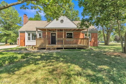 991 Valley Blvd, Elyria, OH, 44035-2972 | Card Image