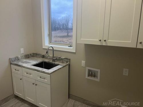 68651 Lake Angela Pointe, Richmond, MI, 48062-5627 | Card Image