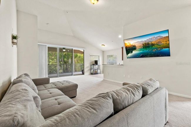 Living Room | Image 14