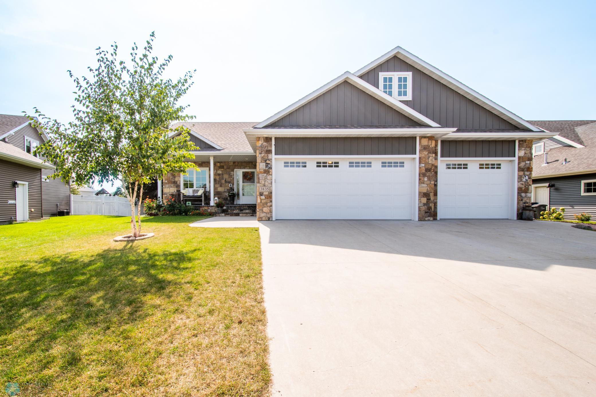41st Ave, Moorhead, MN 56560