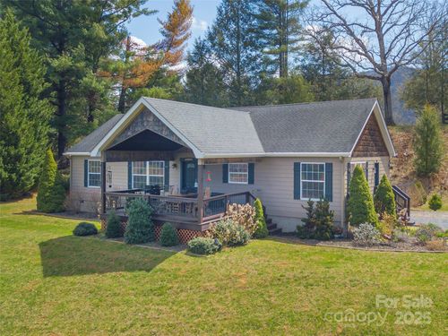 197 Caring Place Loop, Clyde, NC, 28721-7686 | Card Image