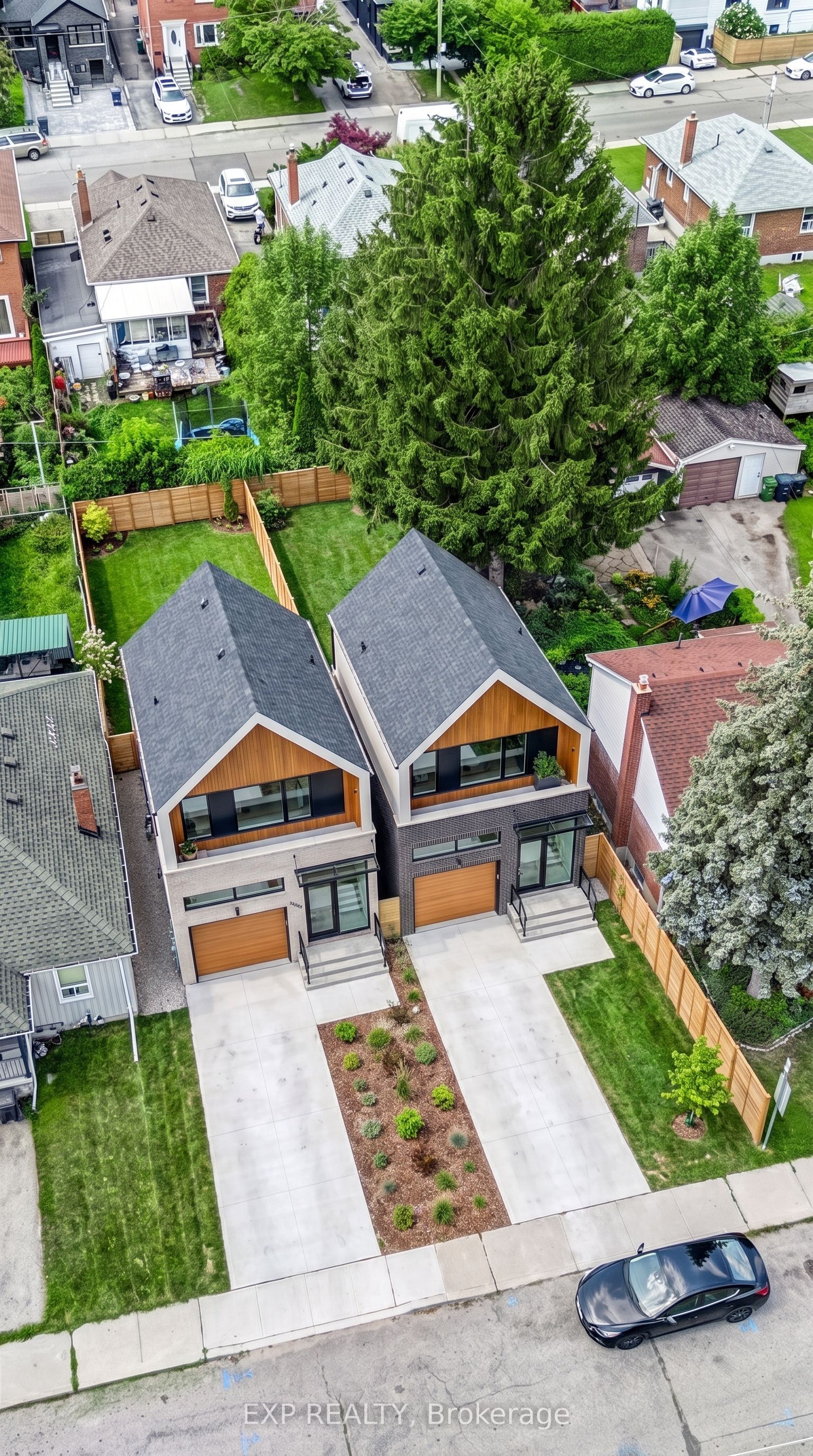 Residential in Toronto W06 3