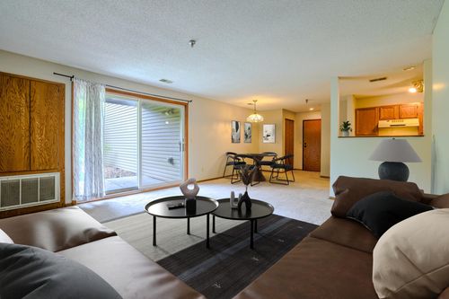 b1-1225 Ferndale St N, Maplewood, MN, 55119-7161 | Card Image