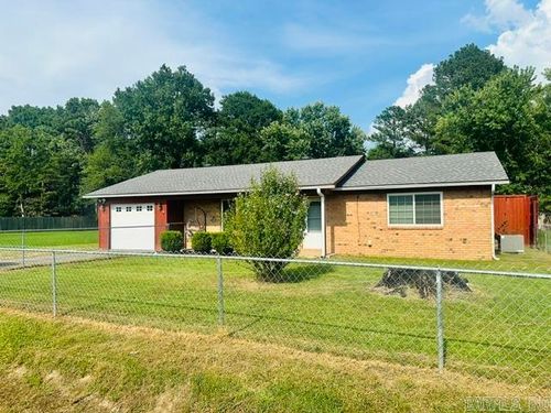 1210 Privett Park Dr, Lonoke, AR, 72086-3867 | Card Image