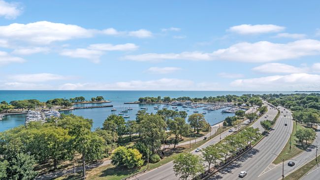 APT-12A - 3300 N Lake Shore Dr, Home with 3 bedrooms, 3 bathrooms and 1 parking in CHICAGO IL | Image 7