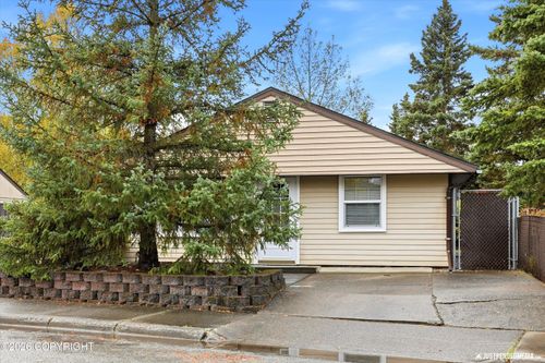 2132 Sunrise Dr, Anchorage, AK, 99508-3272 | Card Image